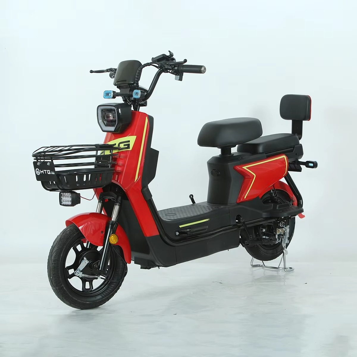 QQA製の新型電動自転車および電動スクーター。アルミニウムフ - Electric Scooter 500W のレビューと価格