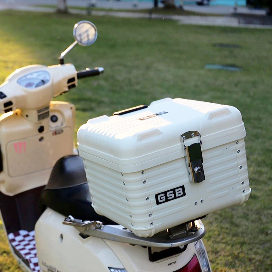 47L バイク用トップケース モトテールボックス リアラゲッ - Scooter Helmet Set のレビューと価格
